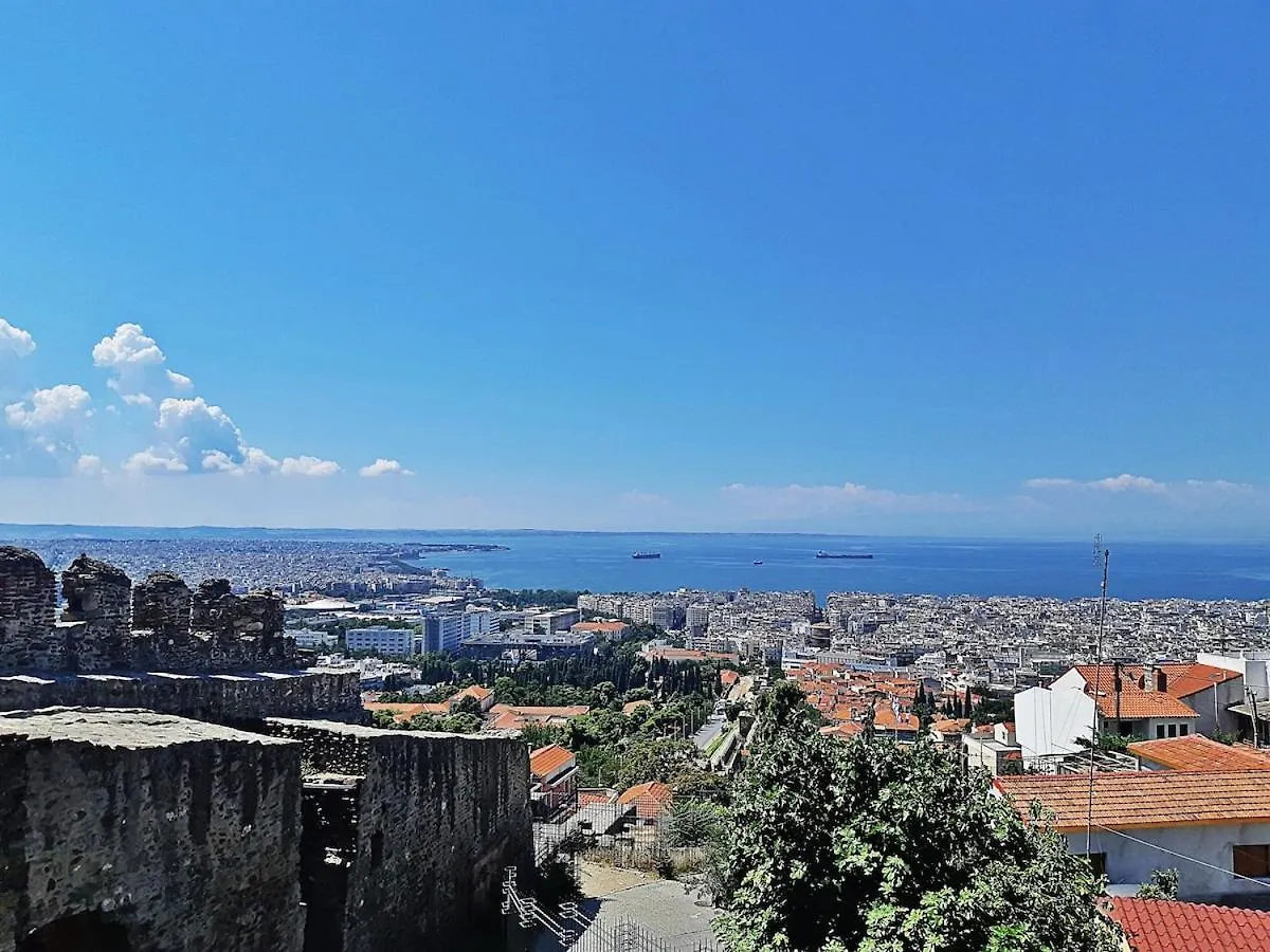New Studio With Backyard Thessaloniki