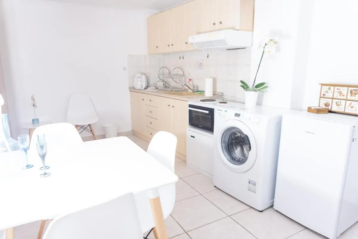 Apartment New Studio With Backyard Thessaloniki